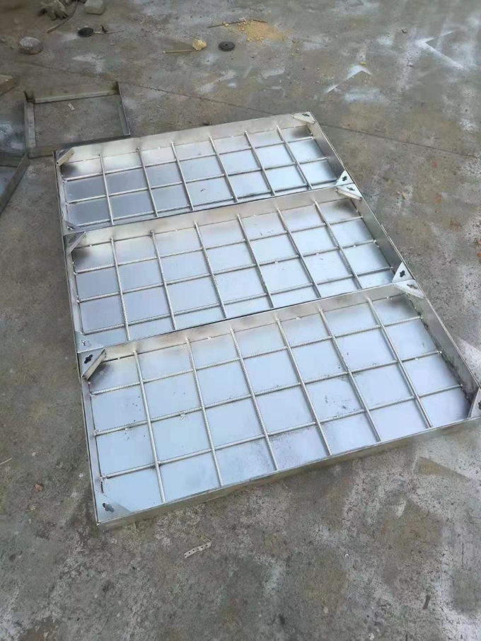 Cubierta dúctil de la cubierta de boca del hierro D400 y de boca del